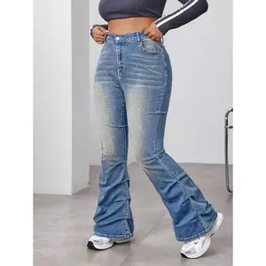 EZwear Plus Size Women Pleated Pockets Flared Casual Jeans