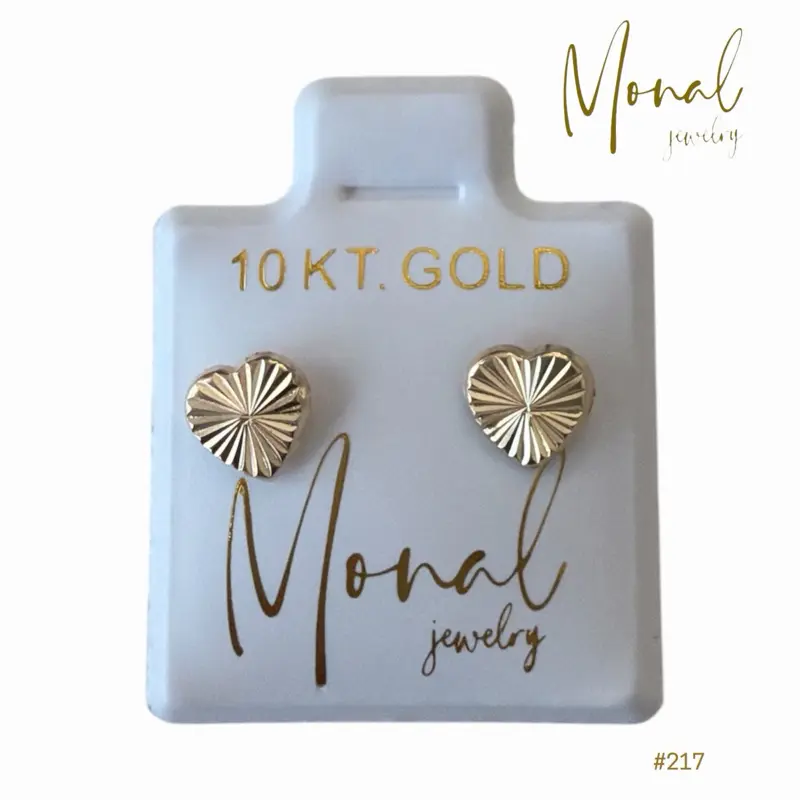 10K Gold Hearth 7 mm Stud Earrings | Broqueles de Corazón 7 mm en Oro de 10K