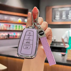 Tpu Car Key Case Cover for Toyota Corolla Prius Camry V70 C-Hr Rav4 Hybrid Highlander Altis Land Cruiser Prado 150 Avalon Car Key Accessory