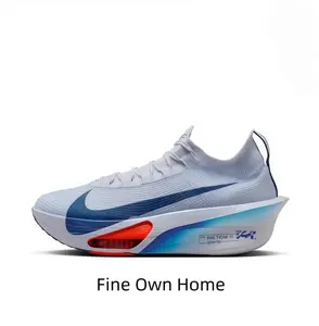 Pro Runner’s Choice – Low-Profile Design with High-Rebound Midsole for Efficiency