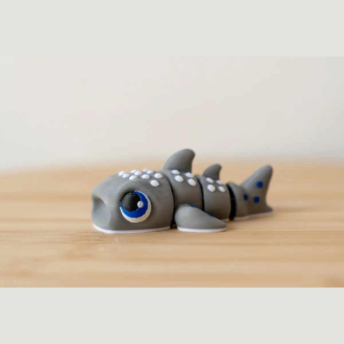 Whale Shark Articulated Fidget Toy - 3D Printed Flexi Whale Shark - Ocean Sensory Desk Toy for Kids & Adults - Sea Animal Gift, No Assembly