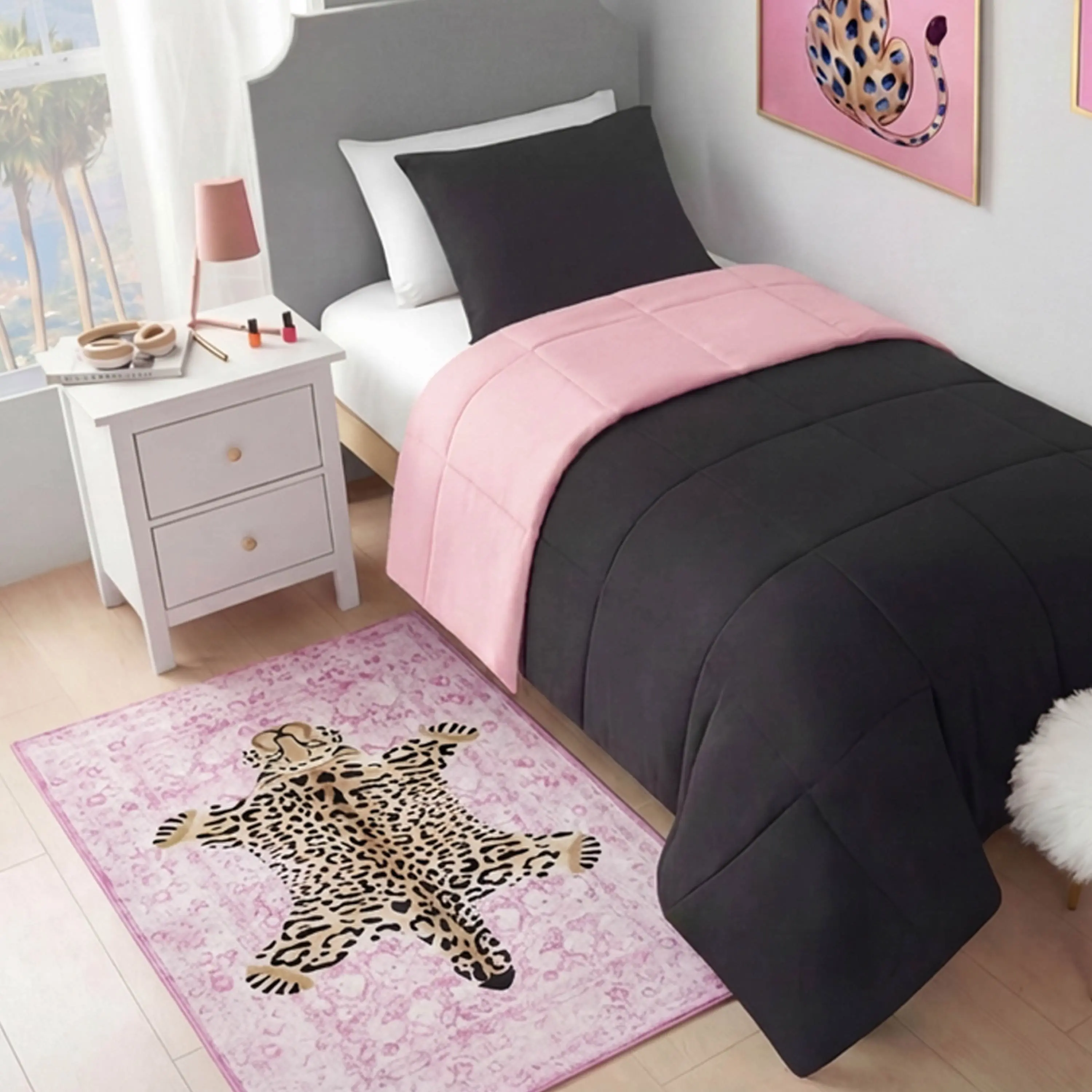 Juicy Couture Finely Washable Rug, 3' x 5' Juicy Couture Finely Washable Rug, 3' x 5'