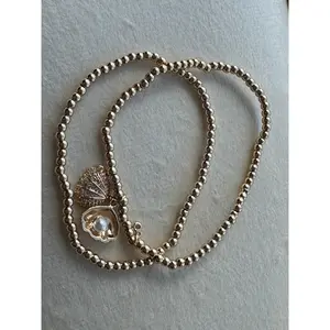 Beaded Seashell Stretchy Bracelet Set - Elegant Design for Everyday Wear