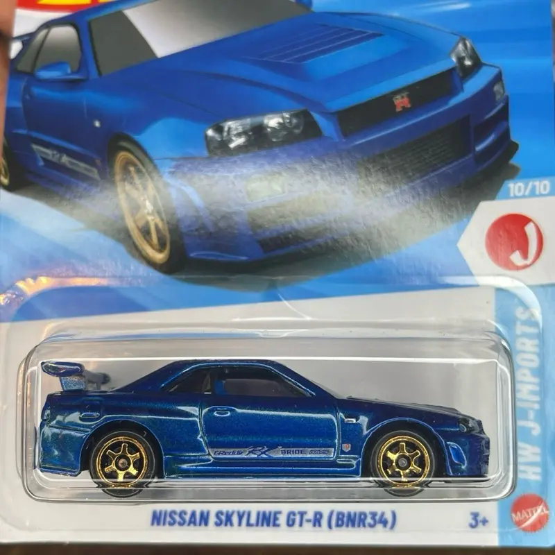 Hot Wheels Nissan Skyline GT-R BNR34 Die-Cast Toy Car, Collectible Vehicle for Car Enthusiasts