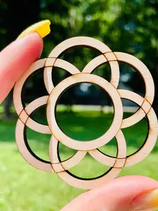 Wood-burned Mandala sphere stand for small to medium spheres - Multicolor