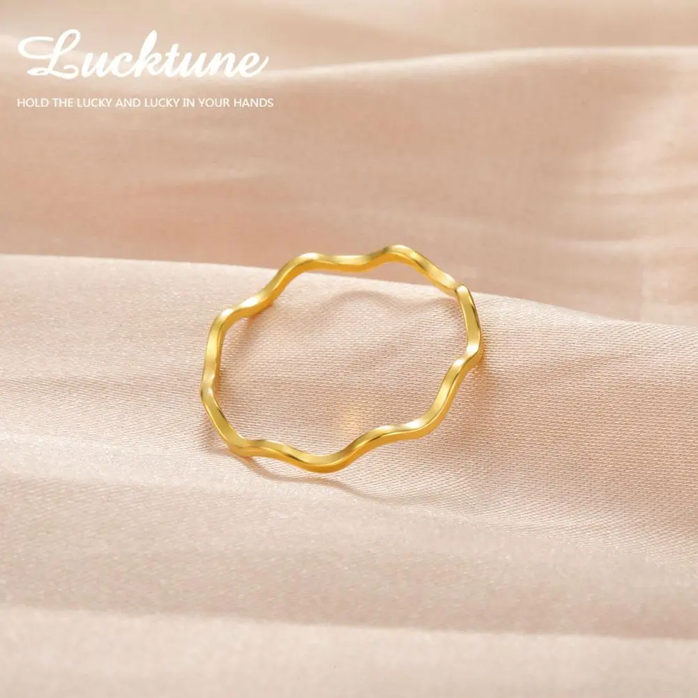 Lucktune Fashion Simple Wave Ring Stainless Steel Women's Geometric Line Finger Rings Wedding Jewelry Gift for Lover Minimalist