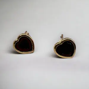 Mood Earrings | Heart | Color Changing | Temperature Changing | Stud | Unique | Kids | Fun | Gift