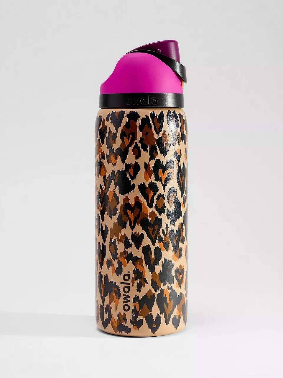 Owala UO Exclusive Wild At Heart FreeSip 32 oz Water Bottle