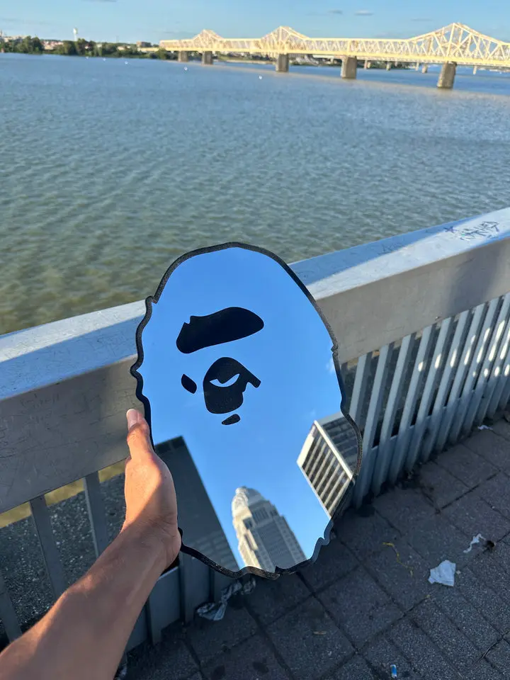 Ape Mirror