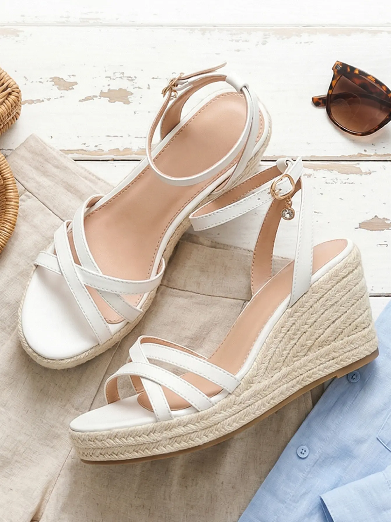 Women’s wedge sandals, strappy crisscross espadrille platform wedges with ankle strap heels—perfect for beach holidays and everyday outfits