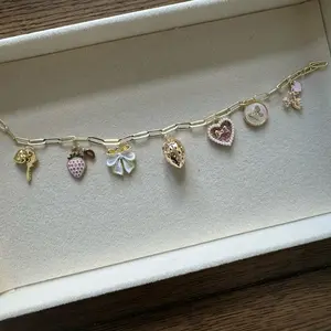 Custom charm bracelet create on live