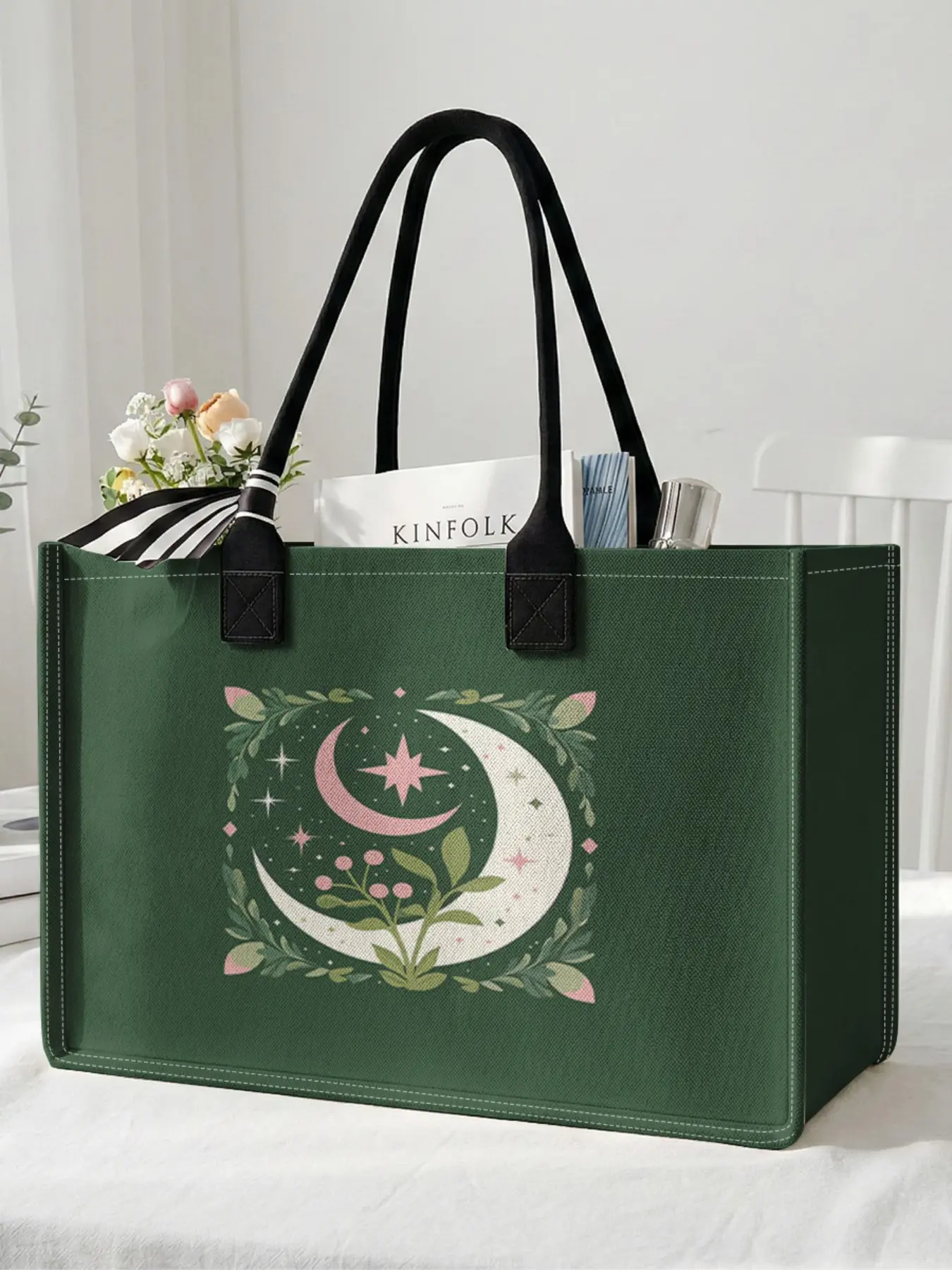 Large Capacity Moon Printed Storage Bag, Sturdy Handles, Space Saving Multi-Purpose Bag for All Seasons, Ideal for School, Travel, Shopping, Travel Essentials