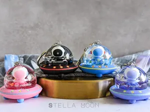 Space Ship Keychain, Kawaii Astronaut Liquid Key Chain, Cute Rocket Universe Shaker Accessory, Glitter Fidget Toy Bag Charm, Planet Gifts cute keychain