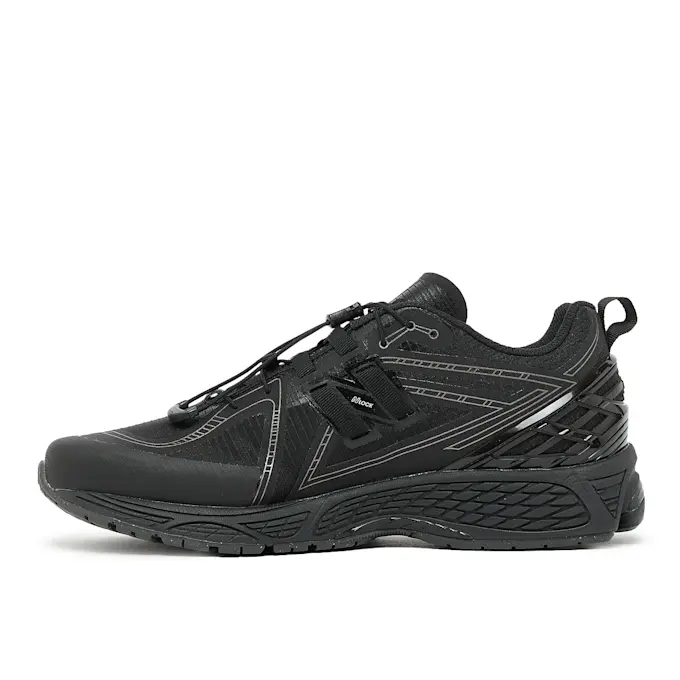New Balance 1906R Triple Black U1906RJB Men's Fashion Sneaker New
