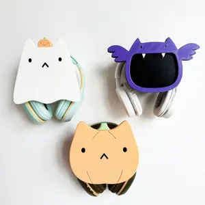 Spooky Halloween Headphone Holder in Ghost Cat, Pumpkin Cat, Happy Bat