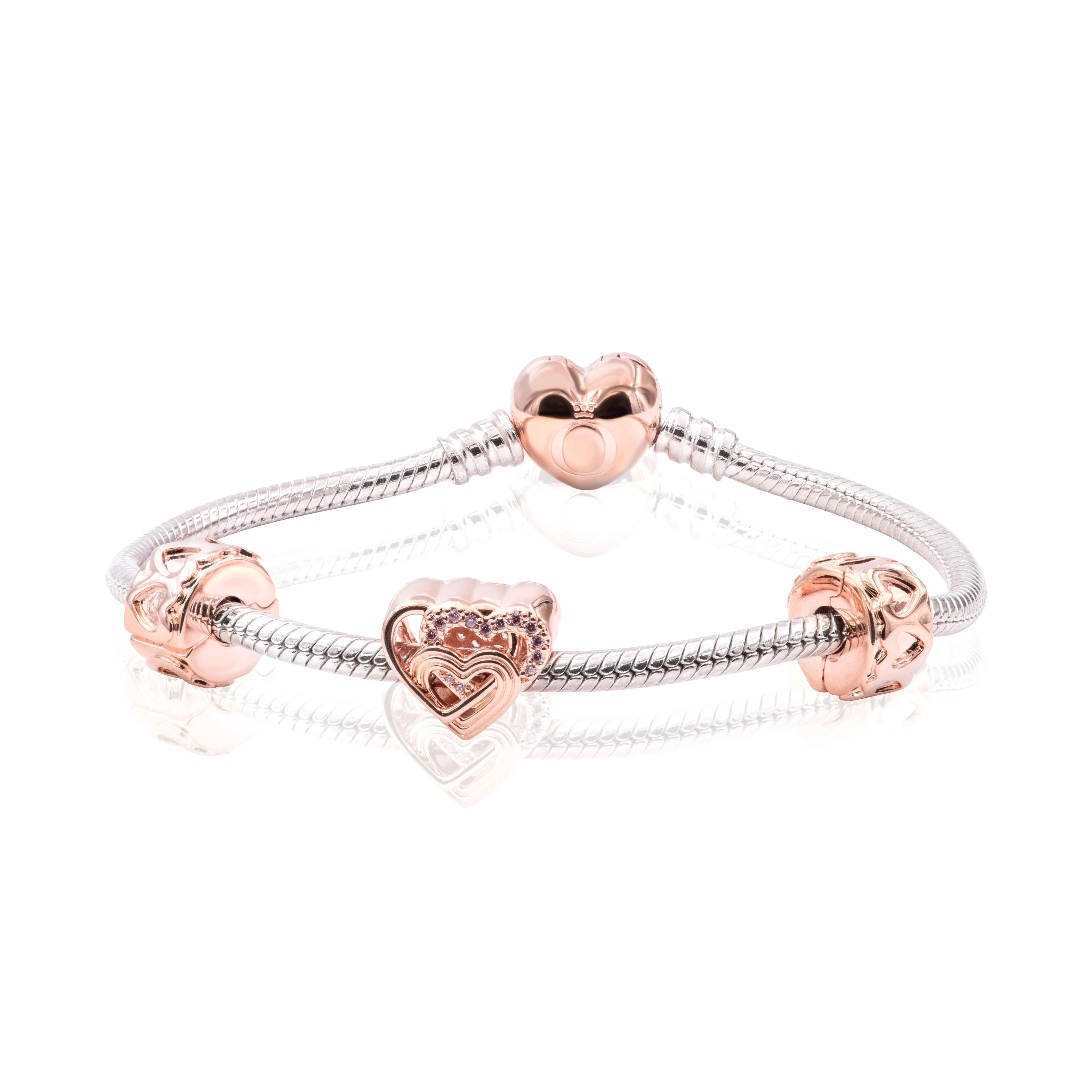 Pandora Intertwined Love Hearts Bracelet Gift Set B801628-19