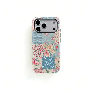 Blanket Patchwork House pattern phone case, compatible with iPhone 17 Pro Max, 16, 15, 14, 13, 12 and Samsung 25 Ultra Plus, 24, 23, 22.  Features a dual-layer shockproof design with a TPU inner lining. A perfect gift for girls.