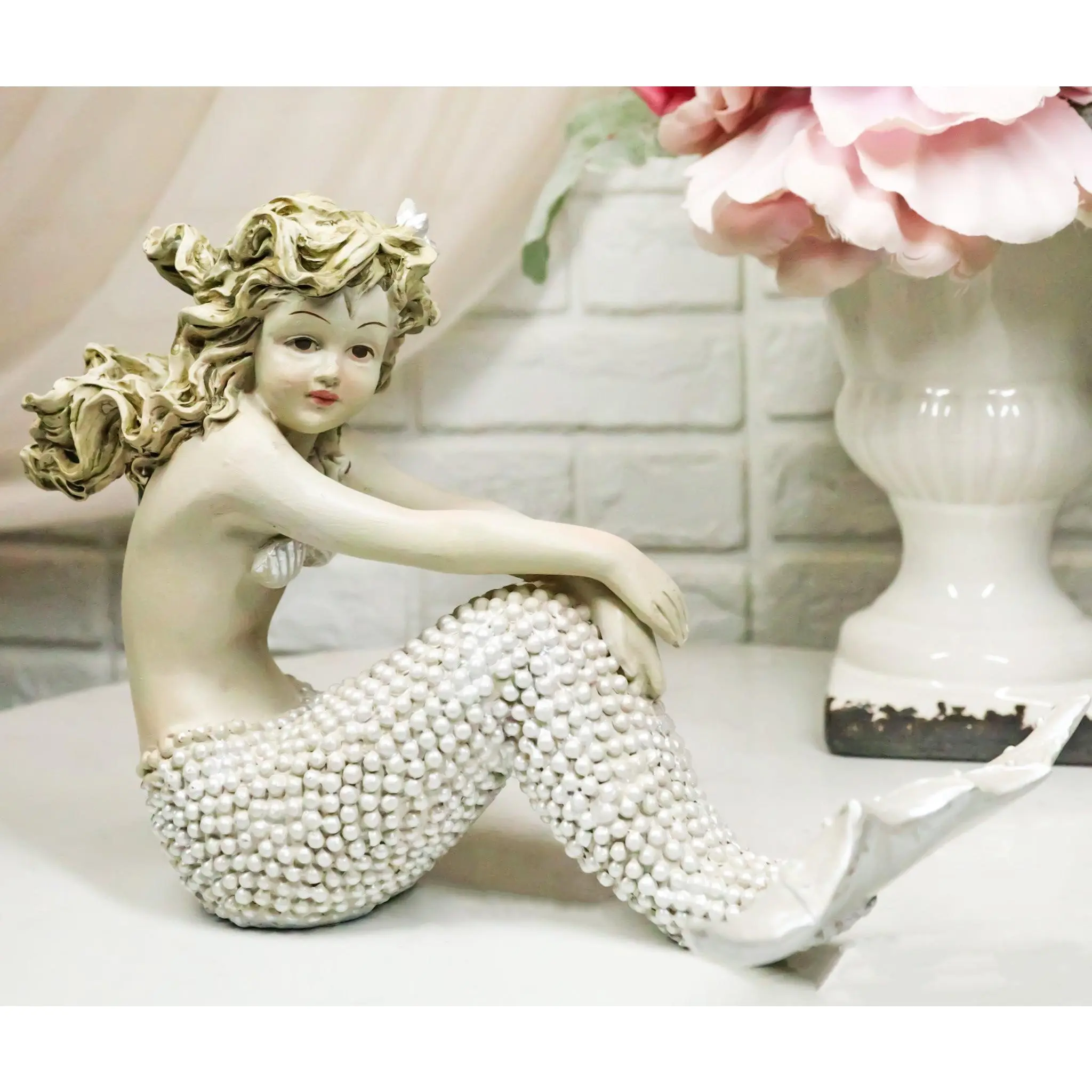 Vintage Hand-Painted Resin Mermaid Girl Figurine with Beaded Tail - Ocean Atlantis Themed Home Decor Statue for Home Supplies