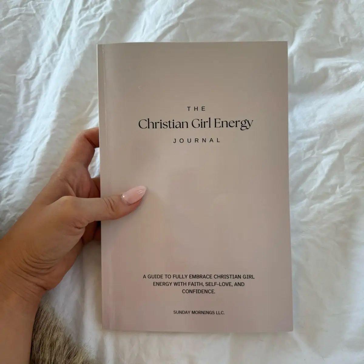 Christian Girl Energy Journal - A Scripture Based Workbook for Daily Self-Love and Growth