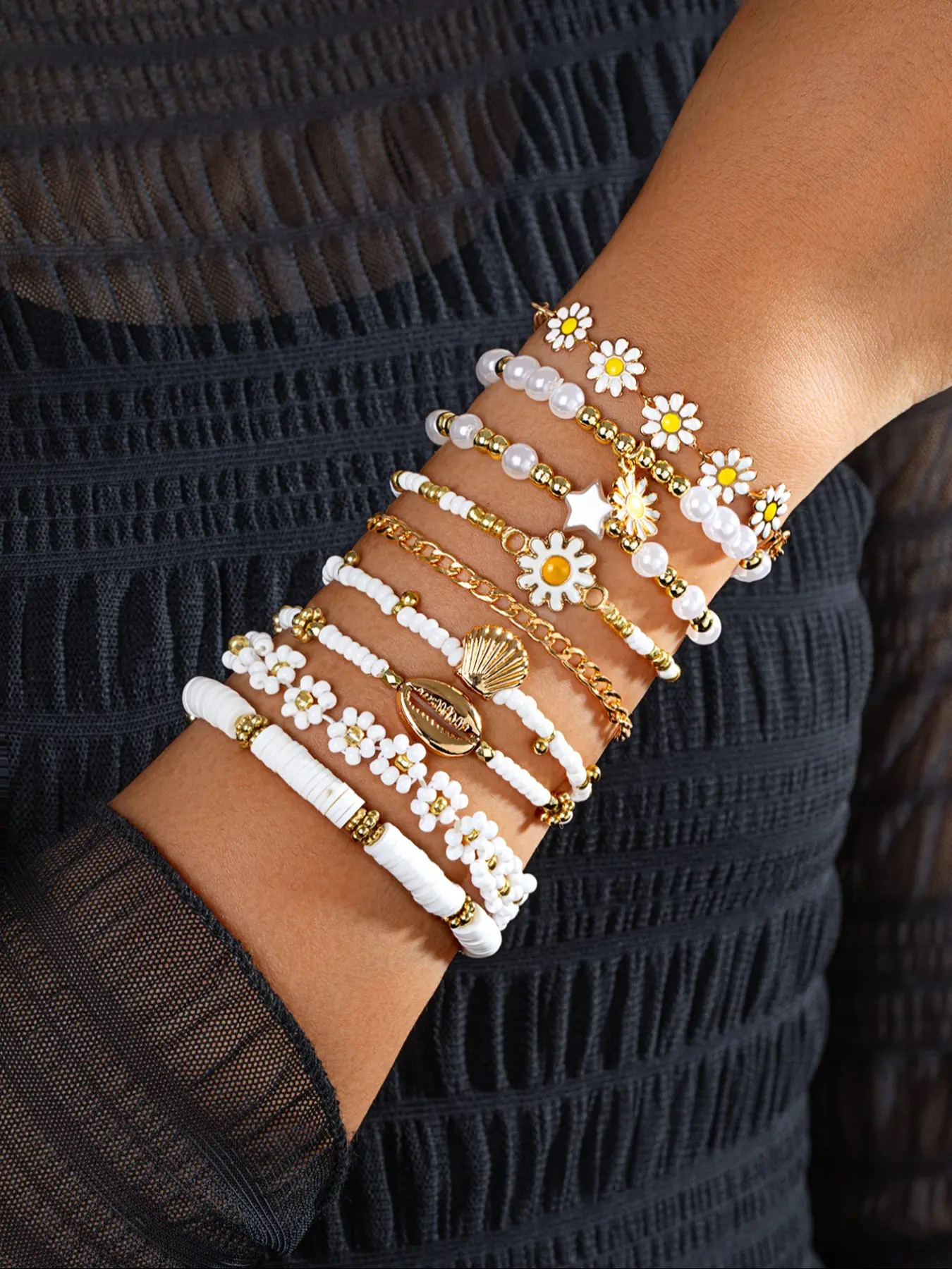 Elegant Daisy Beaded Layered Bracelet Set, Multi-Layer Soft Clay Shell Metal Women's Handwear, Daily Versatile Jewelry Accessories, Stackable Bracelets, Stacking Bracelet, Flower Design Bracelet, Beaded Bracelet Sets