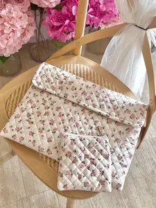 British Style Small Floral Laptop Bag, Laptop Work Bag, Cute and Stylish Computer Case, Perfect for Daily Use, Fashionable Women's Accessory