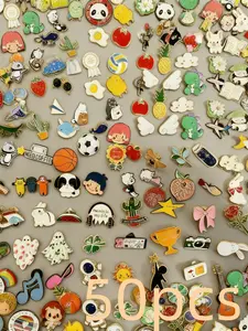 Cute Enamel Backpack Pins Set, Funny Enamel Brooches, Cool Button Pins, Stylish Lapel Pin, Flower Brooch Pin, Suitable for Bags, Jackets, Hats, Kids, Girls, Durable Metal Pins