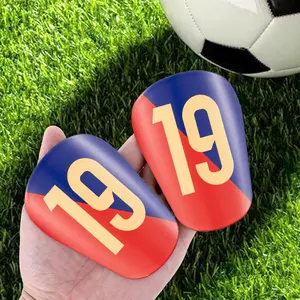 Football Shin Guard, 1 Pair Mini Football Shin Guard, Football Leg Protector, Soccer Shin Guard, Football Accessories for Men & Women