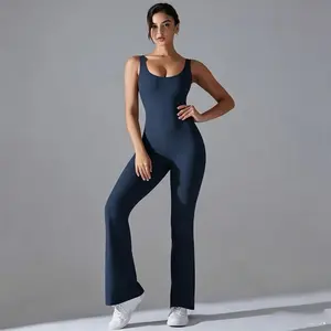 Zip Up Sports Jacket ，Outdoor Coat，Sports Jacket Breathable Workout Outerwear ， Yoga Set， Workout Clothes  Fitness Suit ， Yoga Pants ，Breathable Yoga Top， Sports Bra