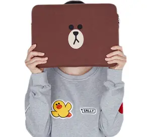 Minimal Brown Bear Face Laptop Sleeve  Cute Cartoon Laptop Case, Shockproof Sleeve for MacBook & Notebook, Kawaii Animal Design Tech Accessory