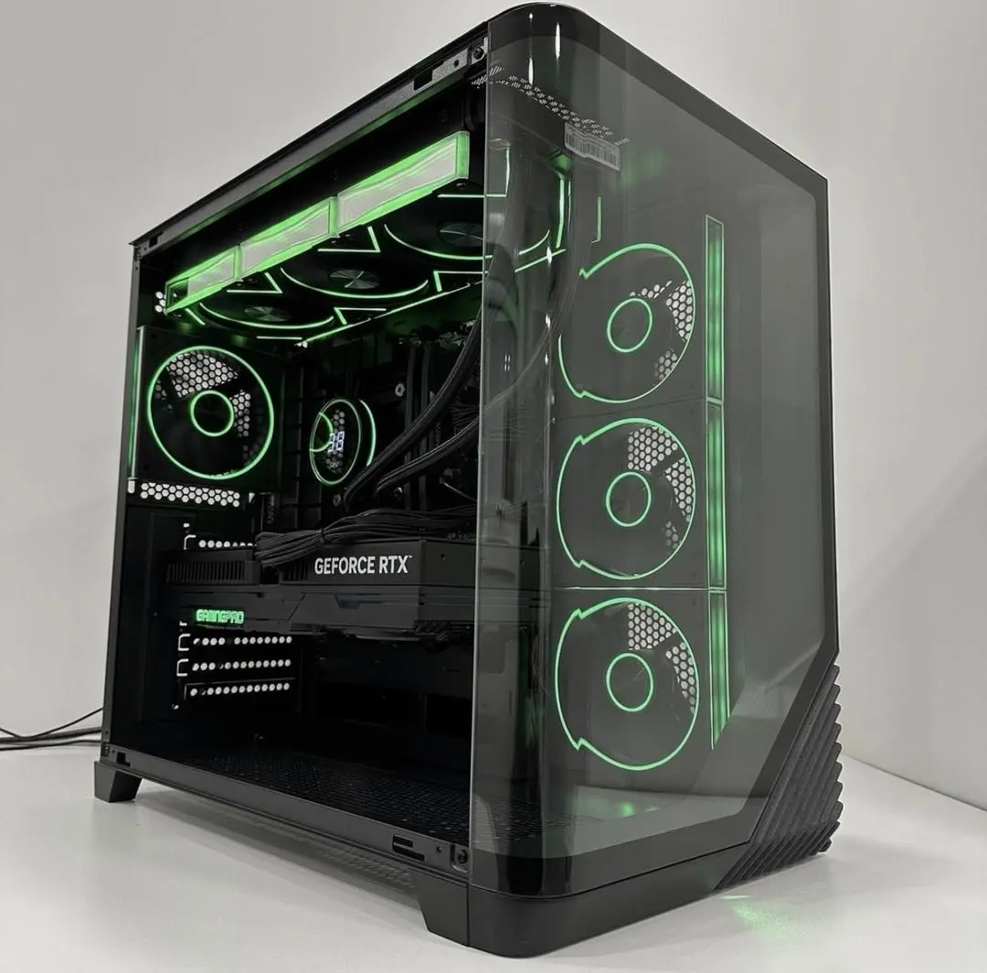 NEW AMD Ryzen 9 9950X3D GAMING PC / RTX 5090 / 6TB M.2 SSD / 128GB DDR5 RAM