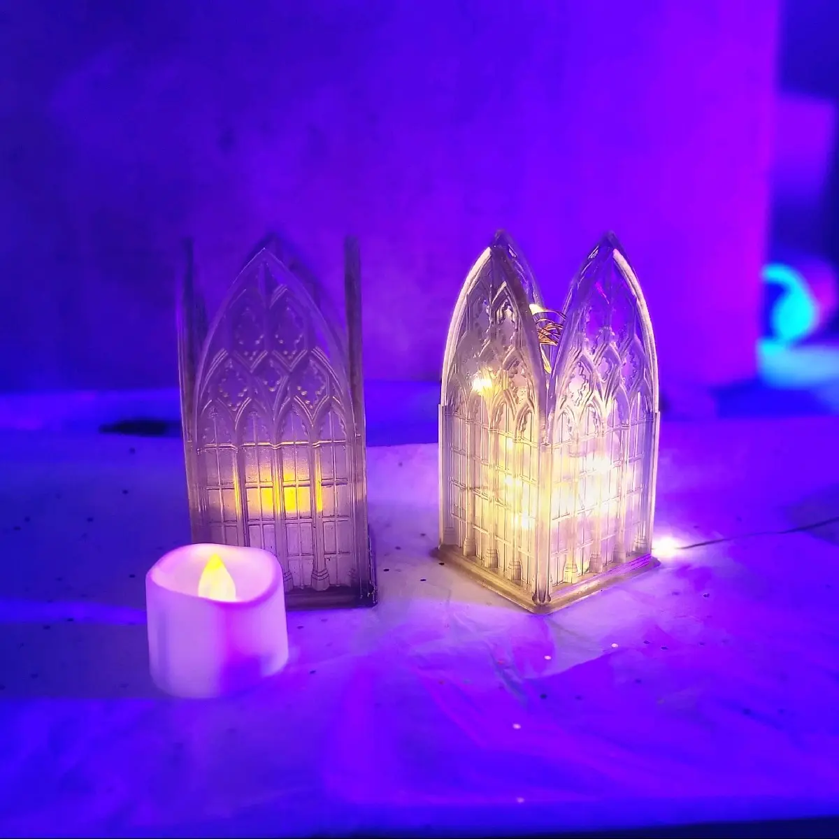 Gothic cathedral accent light