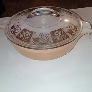 Vintage Glasbake Goldleaf Casserole Dish, 2 Quart Round (J 2318) with Glass Lid