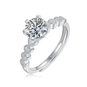 Moissanite Encrusted Diamond Ring, Women'S Heart-To-Heart Closed Design, Light Luxury Versatile Wedding And Engagement Ring