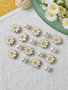 18pcs Decoration DIY Shoe Charms Set, Cute Small Flower Imitation Pearl Fashion Versatile Decorative Buckles, Cute Shoe Decorations, Shoe Embellishment Set, Perfect for Footwear Shoes Accessories