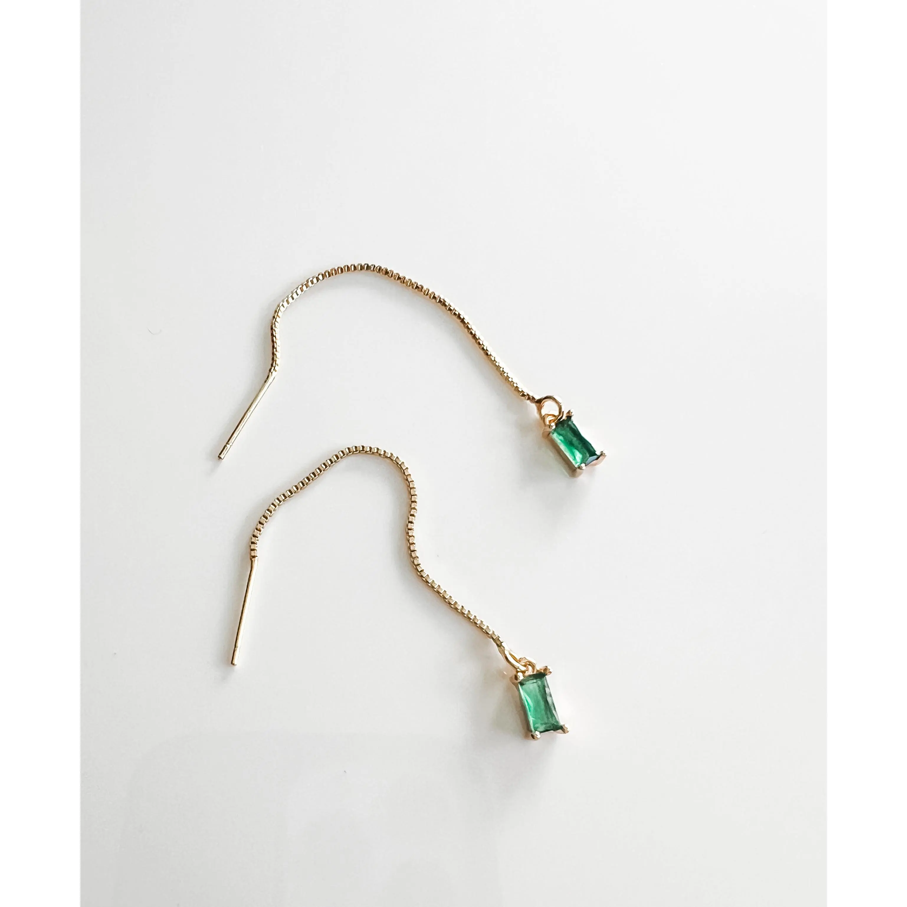 EAR THREADER
