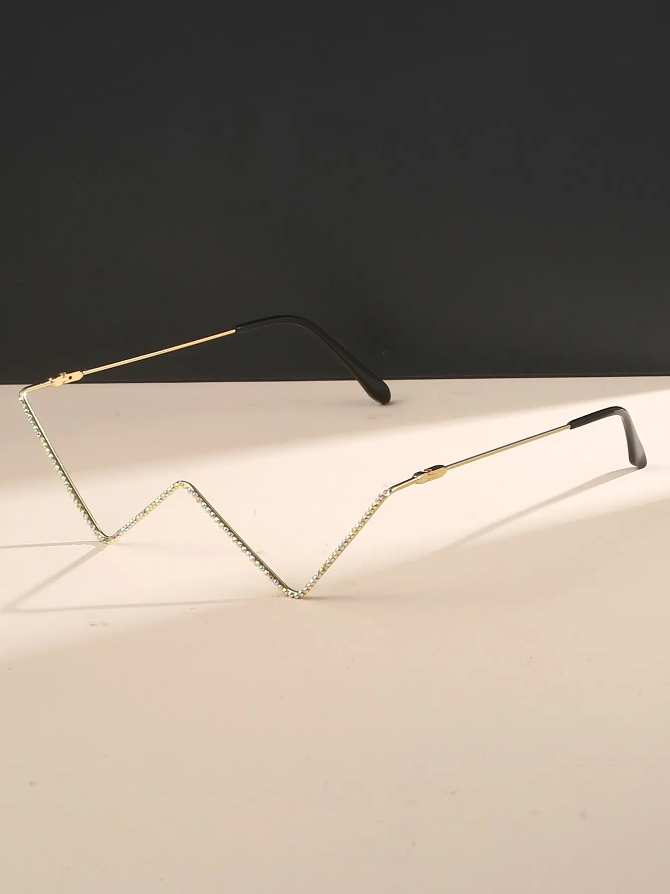 Women's W Shape Metal Rhinestone Eyeg Frame, Fashion Luxurious Elegant Sexy Triangle Glasses, Cat Eye Half Rim, Fashion Eyeglasses