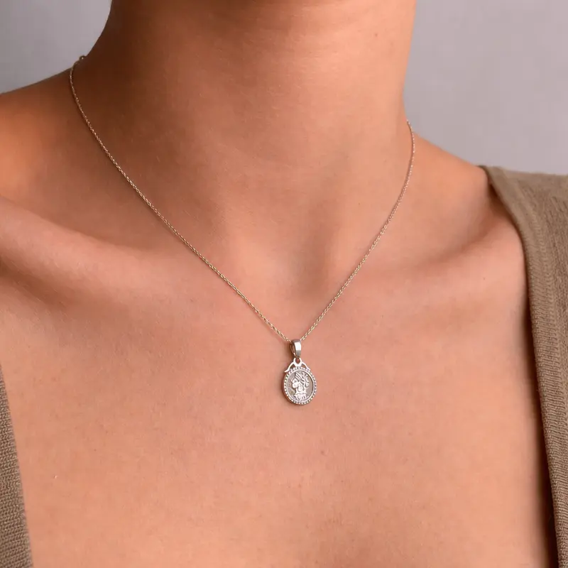 EVRY JEWELS Gold or Silver Plated Women's It's Vintage Necklace