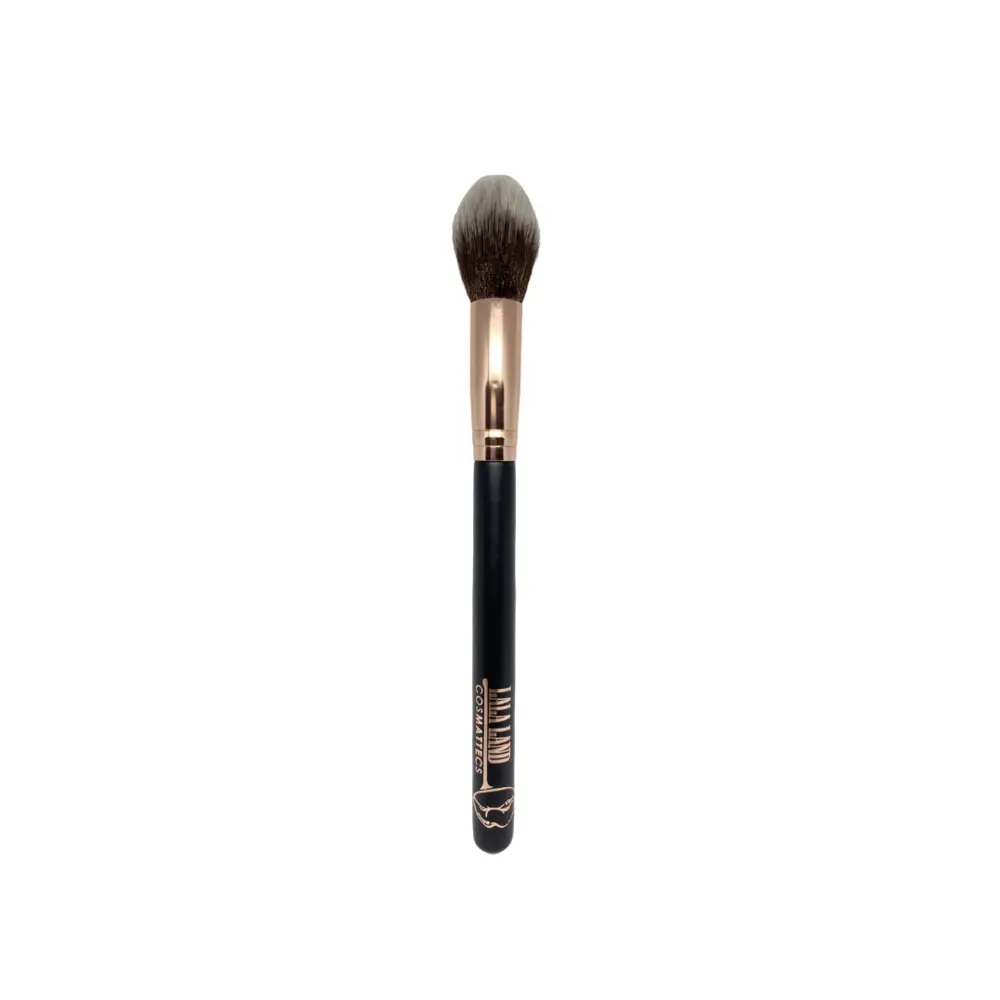 Magic Hour Highlight Brush - Vegan High-Performance Makeup Brush with Soft Luminous Finish for Flawless Highlighter Application