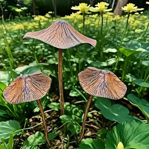Vintage Metal Rusty Mushroom Garden Decor Set, 3-Piece Outdoor Sign Kit (15.75 & 11.42 Inches), Perfect for Farmhouse Yard Lawn Decoration Gift