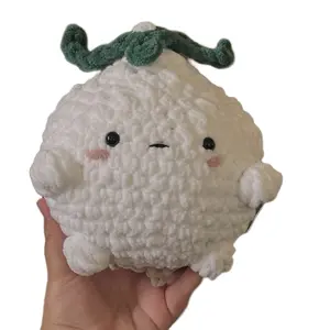 Crochet Chubby Onion Plush Toy with Adorable Face and Green Stem Soft and Cuddly for Kids