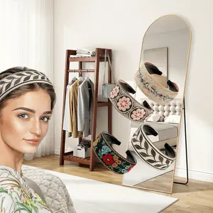 Four-piece Bohemian vintage headband set | Adorned with vibrant flowers and paisley embroidery, the wide fabric headbands are comfortable to wear and suitable for women.