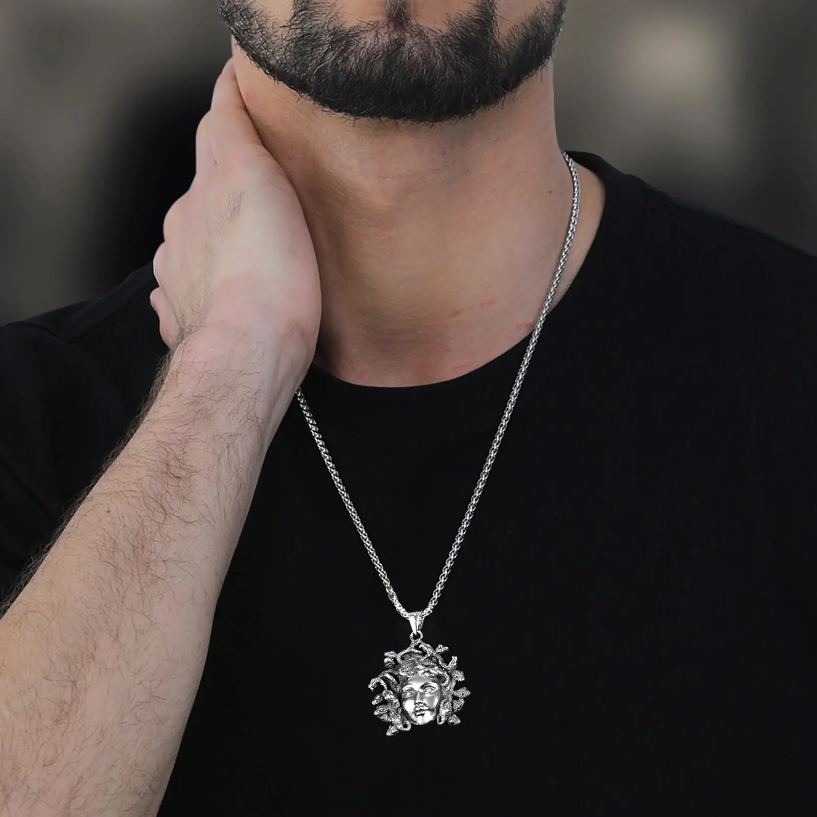 FaithHeart Vintage Medusa Gorgon Statement Necklace, Casual Religious Stainless Steel Pendant Jewelry for Men and Women, Casual Artificial Gemstone Necklaces & Pendants, Personality, Unisex, Daily, Adults, Boost Confidence, 1.22 Inches