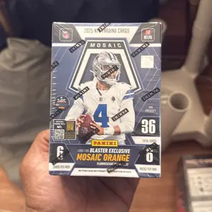 Panini 2025 NFL Trading Cards Mosaic Orange Blaster Exclusive 6 Cards Per Pack Total Cards 36 Packs Per Box