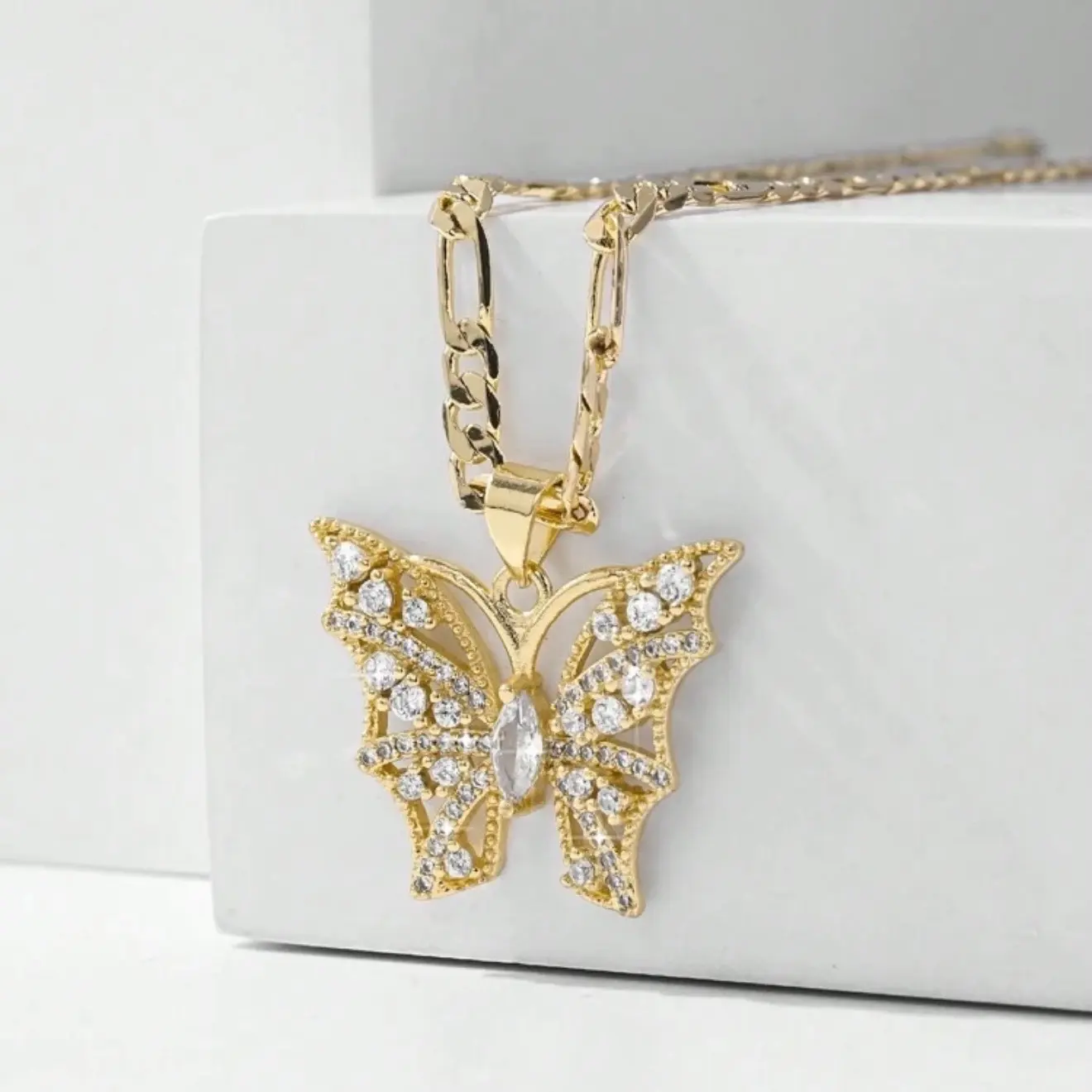 18K Gold Plated Rhinestone Butterfly Necklace for Women's Daily Wear Elegant Jewelry