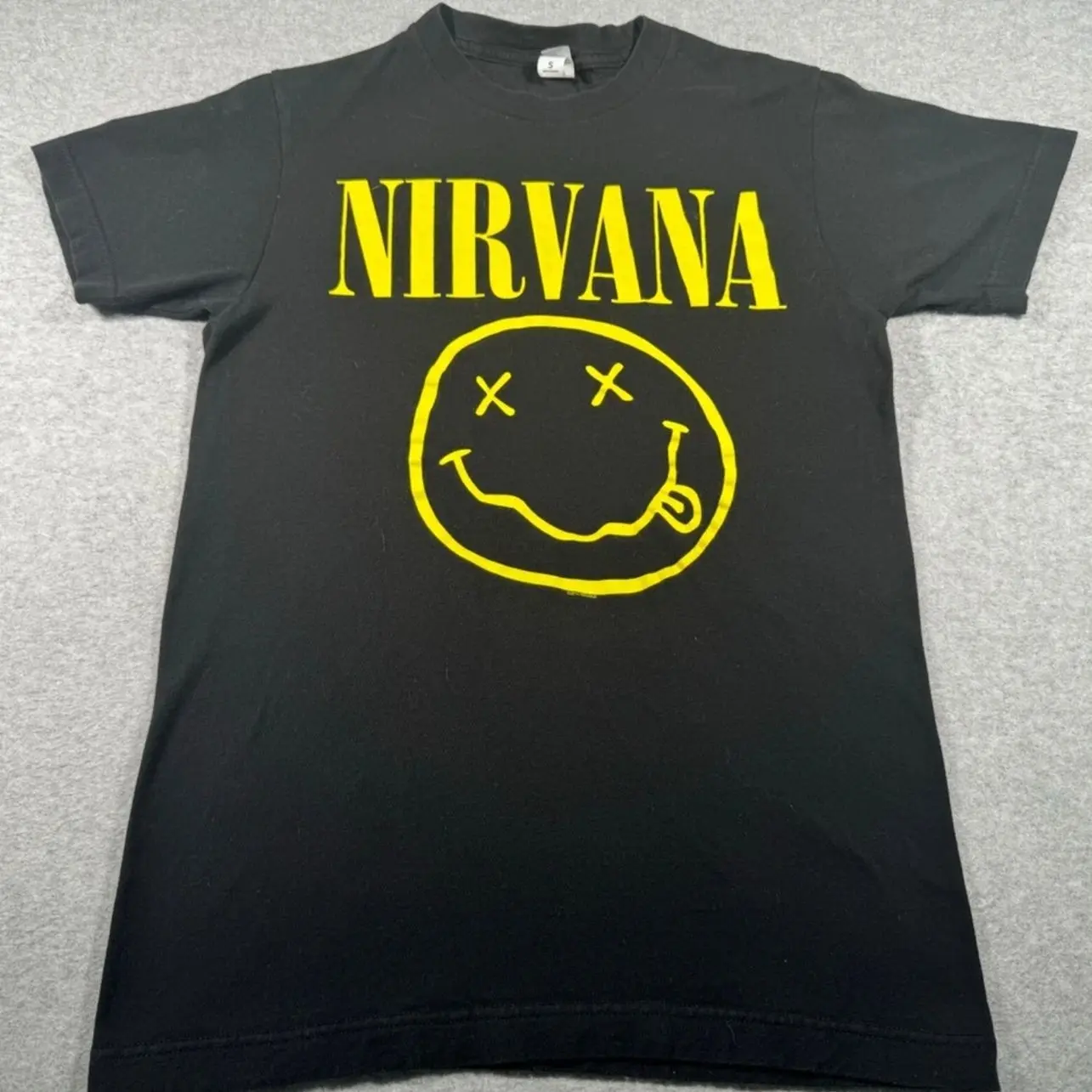 Nirvana Shirt Adult Small Black American Rock Band Smiley Face Music Tour Mens 3