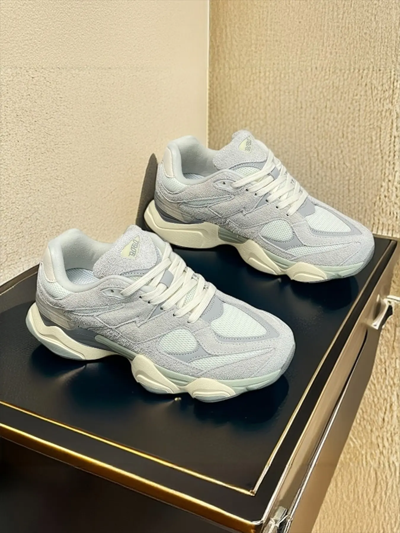 2026 New Thickened 9060 Sneakers, Casual Sporty Sneakers, Patchwork Design Sneakers, Sports Shoes for Men and Women, Casual and Warm Fall Winter Dad Shoes, All Season Comfortable Footwear, Low Top Sneaker, Thick Soled Sneakers, All Seasons Sneakers