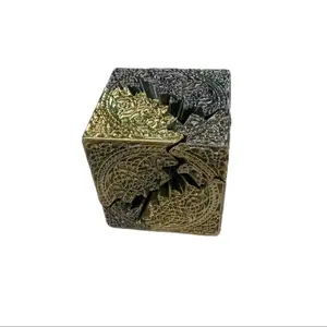 3D Printed Cletic Screw Cube