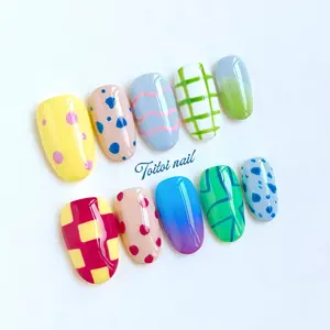 Candy Doodle Handmade Press-On Nails, Nail Art Design | Short Oval Shape, 10pcs | Macaron Color Block + Polka Dot + Gradient Graffiti | High Gloss Finish | Reusable DIY Nail Kit for Spring/Summer Festival/Vacation/Outing | Y2K Aesthetic Look