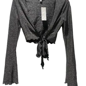 Woman’s Urban outfitters cropped long sleeved shirt Small Womenswear Blouse Top Longsleeves Lady