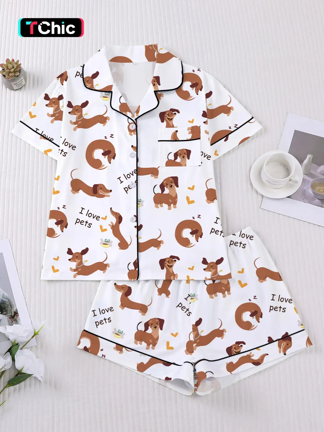 Women's Cartoon Pug Print Pajama Set, Comfortable Short Sleeve Button Shirt and Elastic Shorts, Elegant Chic Loungewear Set All-Season Sleepwear Loungewear Pyjamas Pjs Pajamas Home Wear